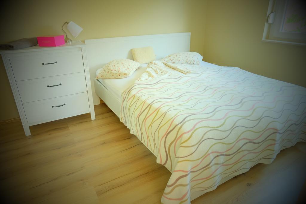 Piano Balaton Apartment Zamárdi Szoba fotó